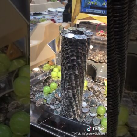 Unbelievable Jackpot Wins on Japanese Coin Pusher – Episode 1!