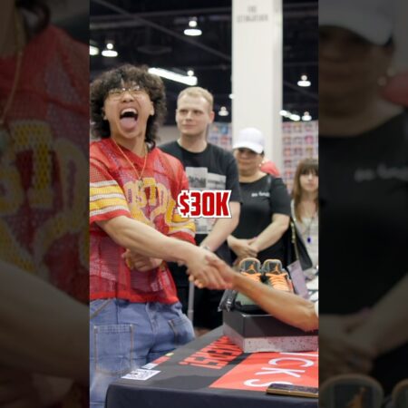 $30,000 Coin Flip Mishap: The RARE Jordan 4 Retro Story at Sneaker Con!
