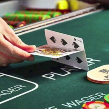 How to play Baccarat Strategy-“Master Baccarat: Essential Strategy Guide for Winning”