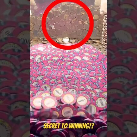 secret to winning at the coin pusher! #coinpusher #casino #shorts-Unlocking the Secret to Winning at Coin Pushers! #coinpusher #casino #shorts