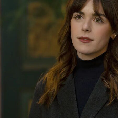 基爾南·席普卡 (Kiernan Shipka) 講述她的“行業”三人行的後果