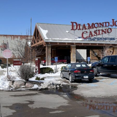 Iowa Casino Smoking Will Remain, as Legislation Again Flutters-“Iowa Casino Smoking Regulations: New Legislation Fizzles Again”