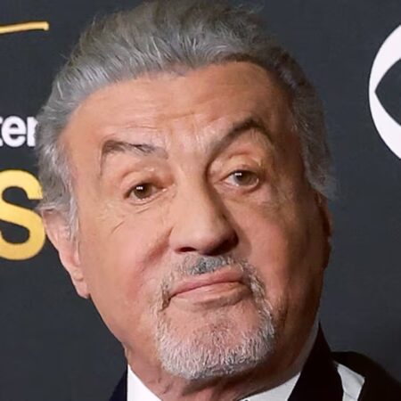 特朗普最喜歡的動作明星西爾維斯特·史泰龍，79 歲，與貝索斯的亞馬遜達成大筆交易