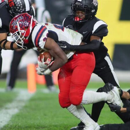 5-star Kemon Spell commits to Georgia as Dawgs land nation’s No. 1 RB-“5-Star Kemon Spell Commits to Georgia: Dawgs Secure Nation’s Top RB”