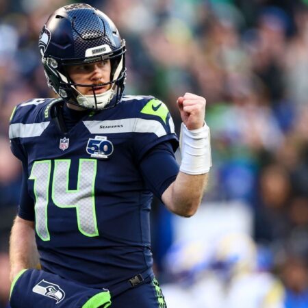 Seahawks’ Darnold says oblique feels good; Emmanwori hurt-“Seahawks’ Darnold Reports Healthy Oblique; Emmanwori Suffers Injury”