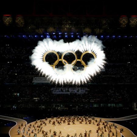 Olimpiadi, la cerimonia d’apertura LIVE di Milano Cortina-“Olimpiadi Milano Cortina: Cerimonia d’Apertura LIVE”