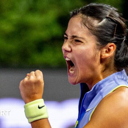 Emma Raducanu storms into Cluj semi-finals with win over Maja Chwalinska, Sonay Kartal beaten-“Emma Raducanu Advances to Cluj Semi-Finals, Defeating Maja Chwalinska”