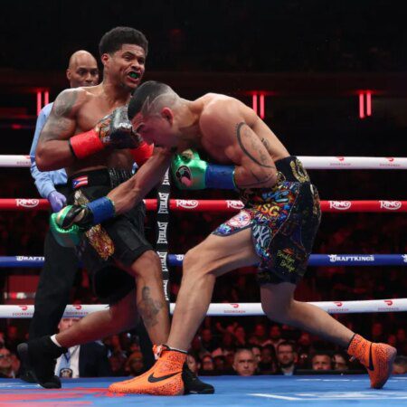Shakur Stevenson vacates WBC title days after win against Teofimo Lopez due to little known rule-“Shakur Stevenson Vacates WBC Title After Teofimo Lopez Win Due to Rare Rule”