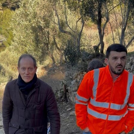 Si inaugura l’oliveto di Borgo Castello ad Andora-Inaugurazione dell’Oliveto di Borgo Castello ad Andora: Scopri il Nuovo Giardino Mediterraneo