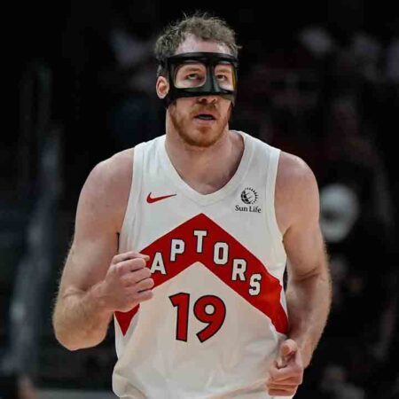 Why Raptors’ trade deadline approach is complicated by Jakob Poeltl’s status-“Raptors’ Trade Deadline Challenges: Jakob Poeltl’s Impact”