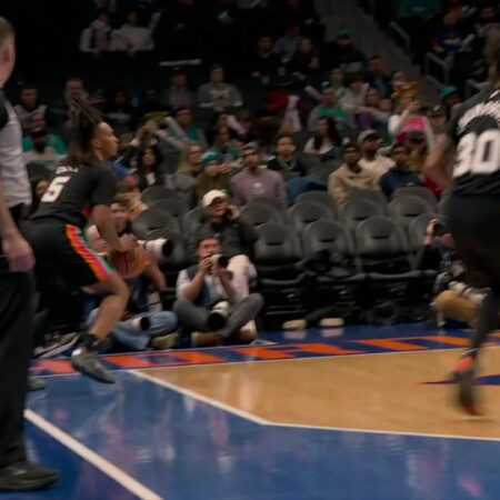 [Highlight] The corner 3-pointer by Stephon Castle with 9:45 minutes remaining in the 3rd quarter was overturned to a no basket, later in the game (with replays of the 3)-“Stephon Castle’s Corner 3-Pointer Overturned: Key Moment in Game Highlight”