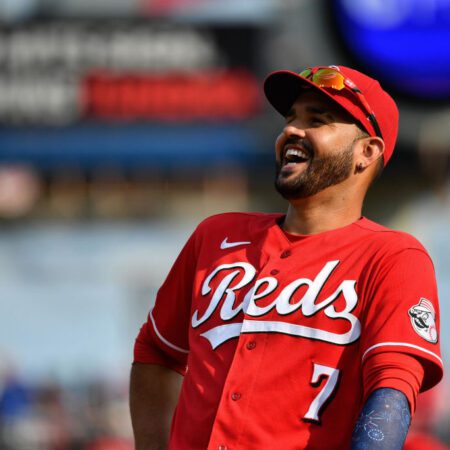 Reds Reunite With Free Agent Eugenio Suárez-“Reds Reunite with Free Agent Eugenio Suárez: What it Means for the Team”