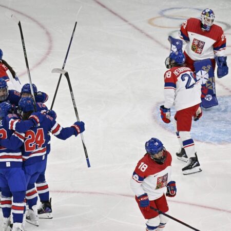 USA downs Czech Republic on Day 1 of Olympic women’s hockey headlined by norovirus outbreak-“USA Defeats Czech Republic on Day 1 of Olympic Women’s Hockey Amid Norovirus Outbreak”