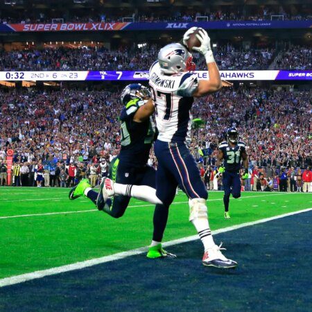 Rob Gronkowski lauds viral UK play-by-play announcer as Patriots legend touts former coach as the ‘best of all time’-“Rob Gronkowski Praises Viral UK Announcer and Calls Former Coach ‘Best of All Time'”