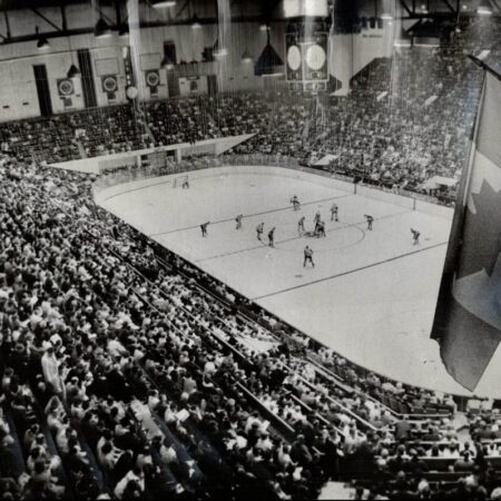 NHL arenas of yore: Here are some of the fun quirks and features we miss-“NHL Arenas of Yore: Nostalgic Quirks and Unique Features We Miss”