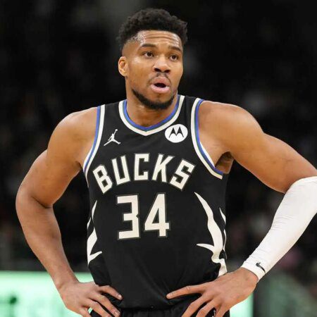 Bucks believe lottery luck could convince Giannis Antetokounmpo to stay-“Bucks Hope Lottery Luck Will Keep Giannis Antetokounmpo”
