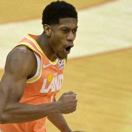 Lakers left in rough spot after whiffing on De’Andre Hunter, Ellis trades-“Lakers Struggle After Missed Trades for De’Andre Hunter and Ellis”