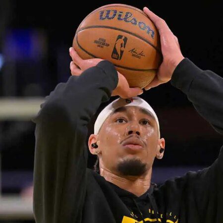 JJ Redick’s stern message to Jaxson Hayes amid suspension-“JJ Redick Issues Stern Message to Jaxson Hayes During Suspension”