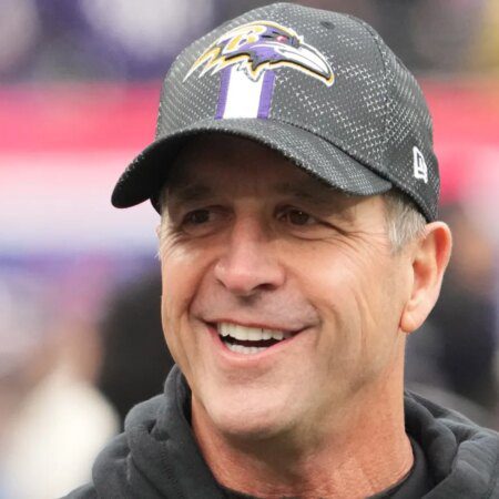 NY to target Kliff Kingsbury, Brian Callahan for OC job-“NY Giants Eyeing Kliff Kingsbury and Brian Callahan for Offensive Coordinator Role”