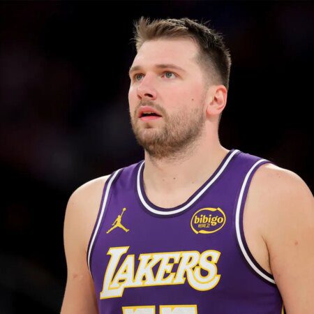 JJ Redick provides Luka Doncic injury update after LA defeats 76ers-“JJ Redick Updates Luka Doncic’s Injury After LA’s Win Over 76ers”