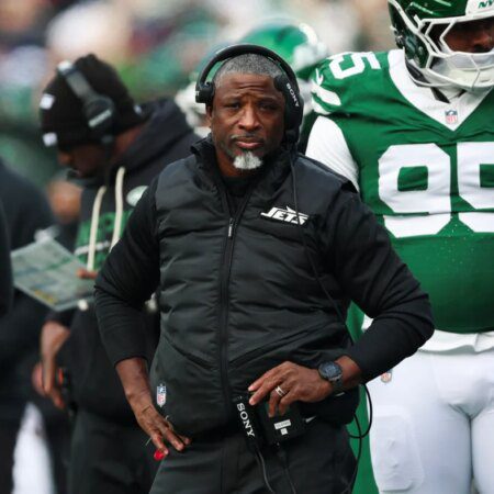 Former New York Jets Star Wants Role on Aaron Glenn’s Coaching Staff-“Former Jets Star Pursues Coaching Role on Aaron Glenn’s Staff”