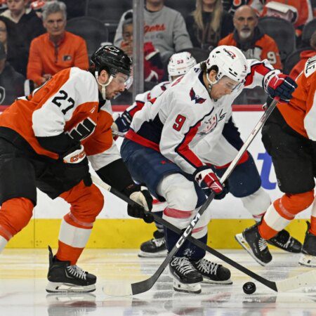 Caps’ Winning Streak Snapped by Flyers-“Caps’ Winning Streak Ends: Flyers Pull Off Impressive Victory”