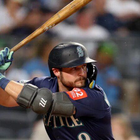 Is there room for both Colt Emerson and Ben Williamson on the 2026 Mariners roster?-“Colt Emerson vs. Ben Williamson: 2026 Mariners Roster Prospects”