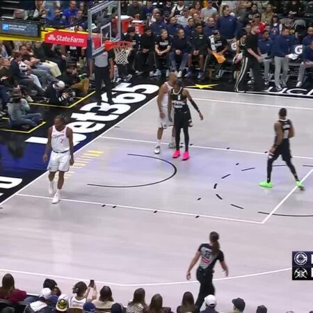 [Highlight] Hardaway airballs a 3 out of bounds; refs call a replay review to check for a ‘hostile act’ and end up giving 3 free throws (but not a flagrant)-“Hardaway Airballs 3, Refs Review for ‘Hostile Act’ Leading to 3 Free Throws”