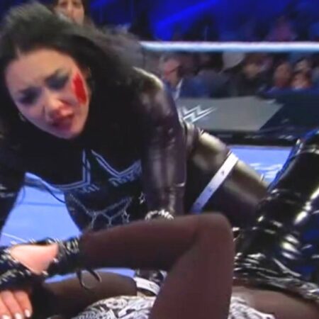 Roxanne Perez Injured on SmackDown, Blames Charlotte Flair-“Roxanne Perez Injured on SmackDown: Blames Charlotte Flair”