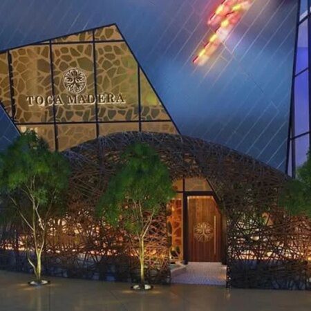 VEGAS DINING NEWS: The Plaza’s McEviction, Multiple Engagement Rings & the Latest Health Closures-“Vegas Dining News: Plaza’s McEviction, Engagement Rings & Health Closures”