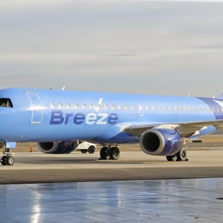 Low-cost airline adds 3 nonstop flight destinations from San Antonio International Airport-“Low-Cost Airline Expands Nonstop Flights from San Antonio International Airport”
