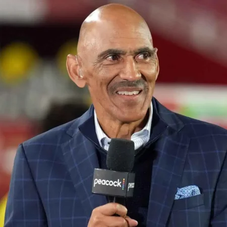 Tony Dungy adds more fuel to Bill Belichick-Robert Kraft HOF drama-“Tony Dungy Fuels Bill Belichick-Robert Kraft HOF Drama”