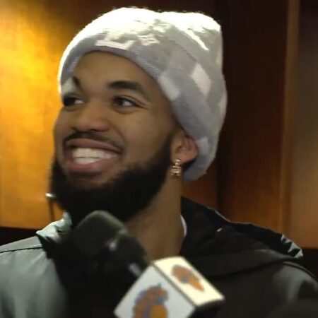 Mitchell Robinson and Karl-Anthony Towns joke about the cut over his eye: “Man he didn’t care, you see him do that crossover into the dunk? That was nasty”-“Mitchell Robinson Delivers Nasty Dunk After Eye Cut Joke with Karl-Anthony Towns”